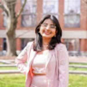 Meet your Posher, Luisa